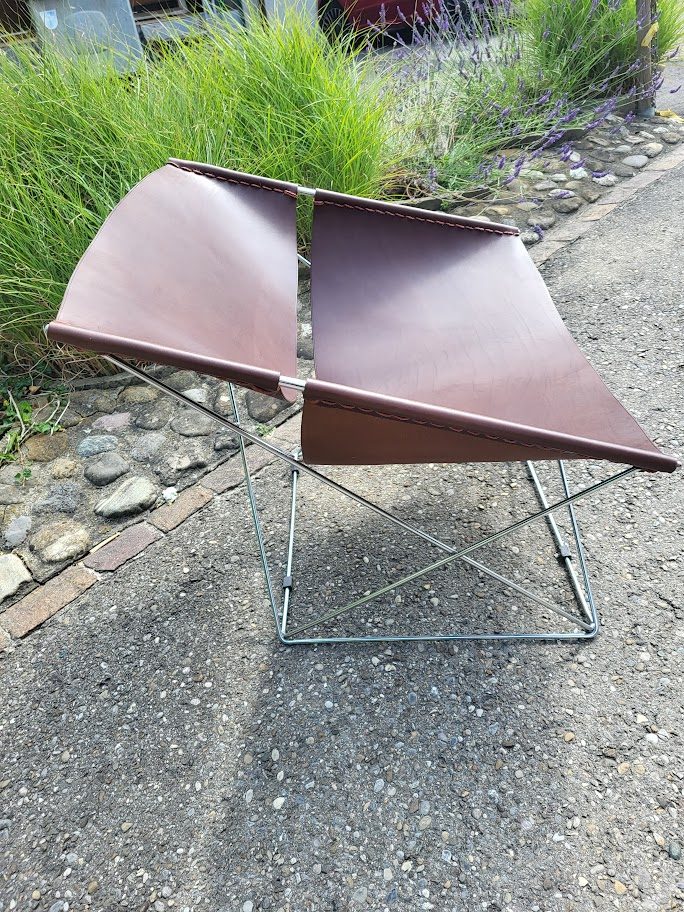 Butterfly Lounge Chair in der Seitenansicht mit handgenähten Kanten